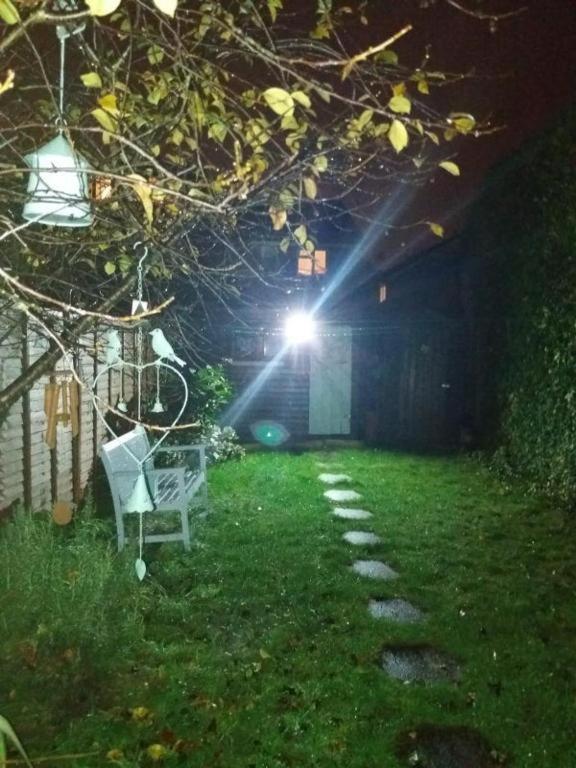 Cosy London Double Room Near Wimbledon Εξωτερικό φωτογραφία